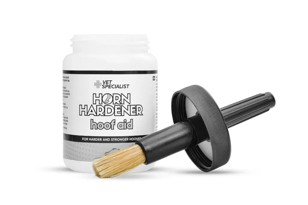 hoofaid_HORN_HARDENER_pedzel_JPG.webp